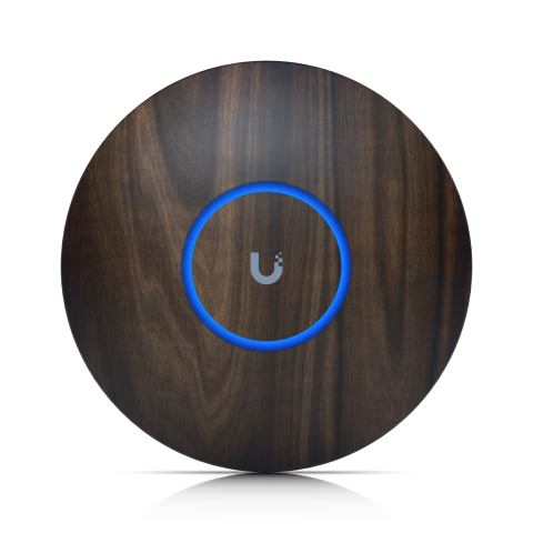 Ubiquiti U6+ ja nanoHD -suojus, puu